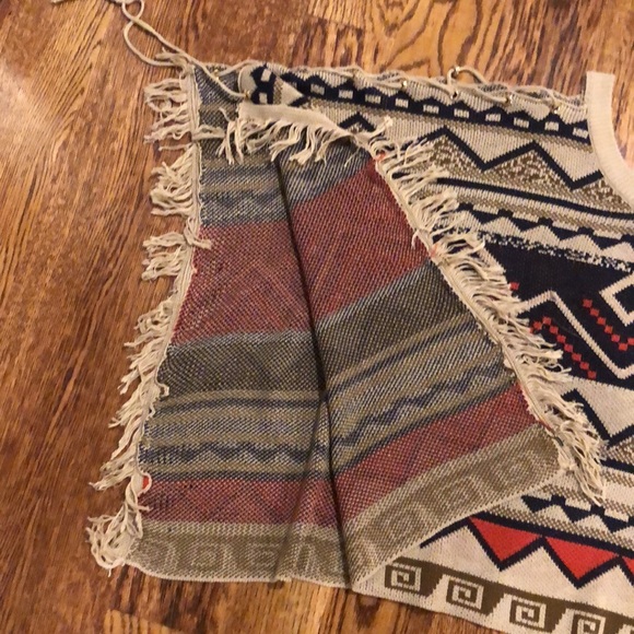 Orange Fashion Village Tribal design sweater poncho - Picture 4 of 11